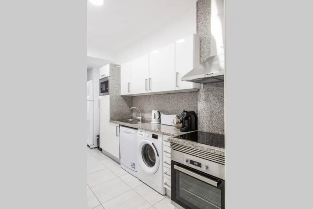 Remodeled Apartment In The City Center. Faro